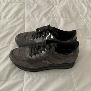 Women’s Hogan sneakers